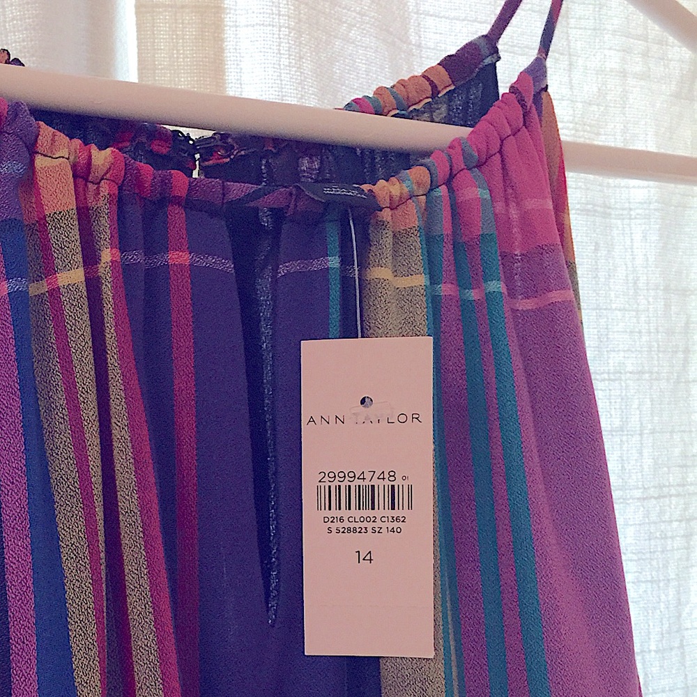 NEW/NEVER WORN Ann Taylor Maxi Dress